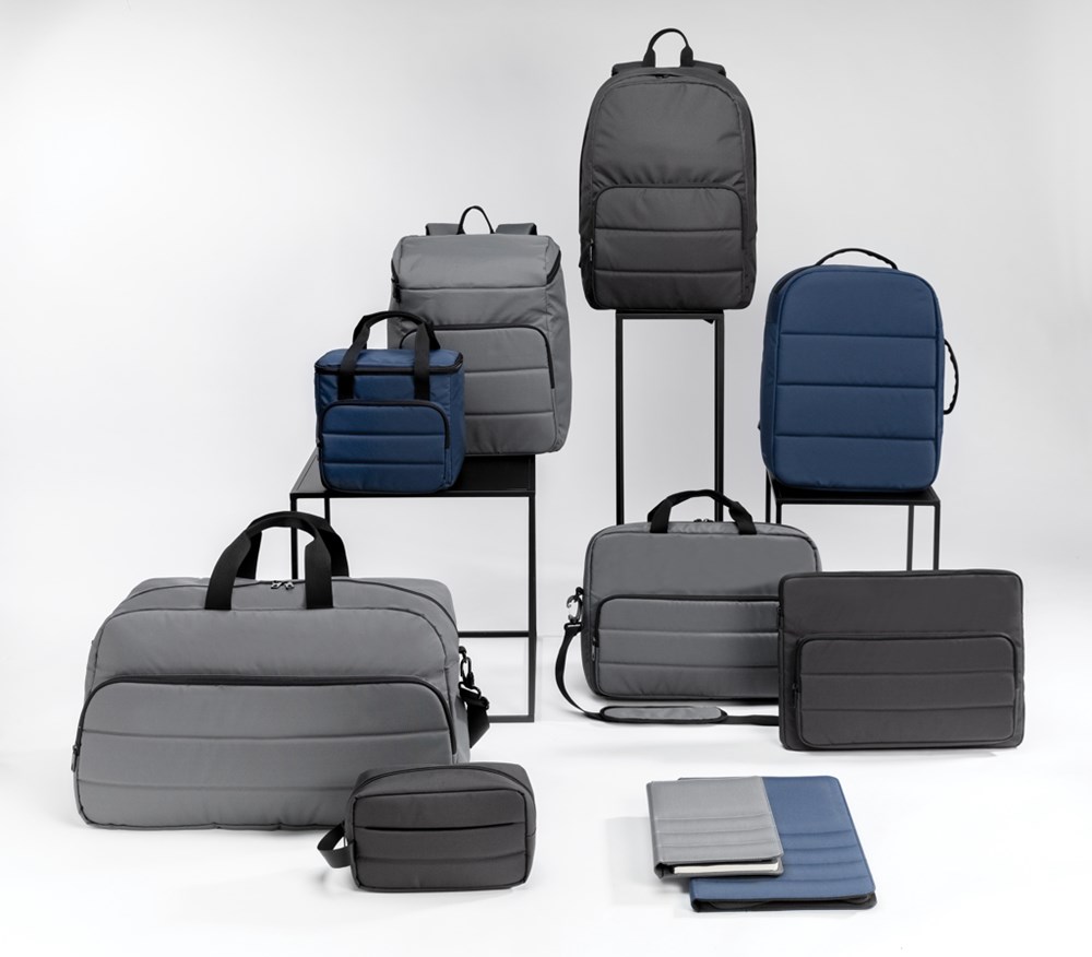 Impact AWARE™ RPET Kulturtasche Impact AWARE™ RPET Kulturtasche