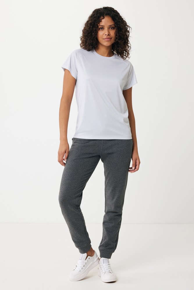 IQONIQ Cooper Jogger aus recycelter Baumwolle IQONIQ Cooper Jogger aus recycelter Baumwolle
