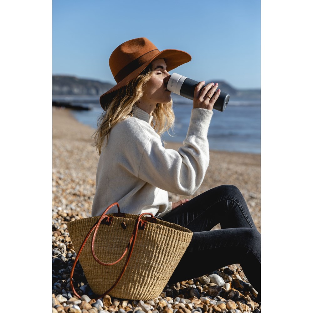 Circular&Co Reusable Bottle 600 ml Wasserflasche Circular&Co Reusable Bottle 600 ml Wasserflasche