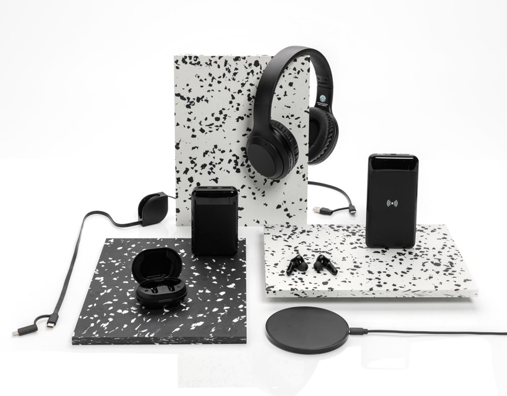 10.000 mAh Powerbank aus RCS Standard recyceltem Kunststoff 10.000 mAh Powerbank aus RCS Standard recyceltem Kunststoff
