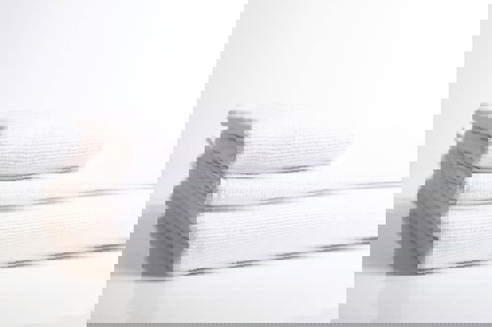 TC018 - Microfibre Bath Towel