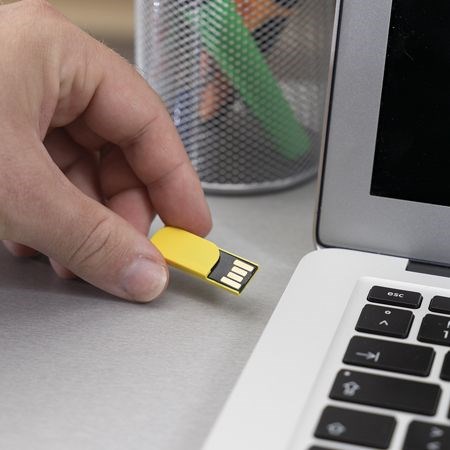 USB-Stick Firstnotice-8 GB-Gelb USB-Stick Firstnotice-8 GB-Gelb