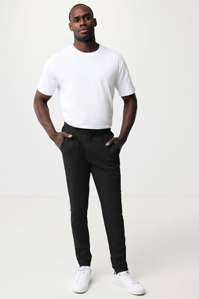 IQONIQ Cooper Jogger aus recycelter Baumwolle IQONIQ Cooper Jogger aus recycelter Baumwolle