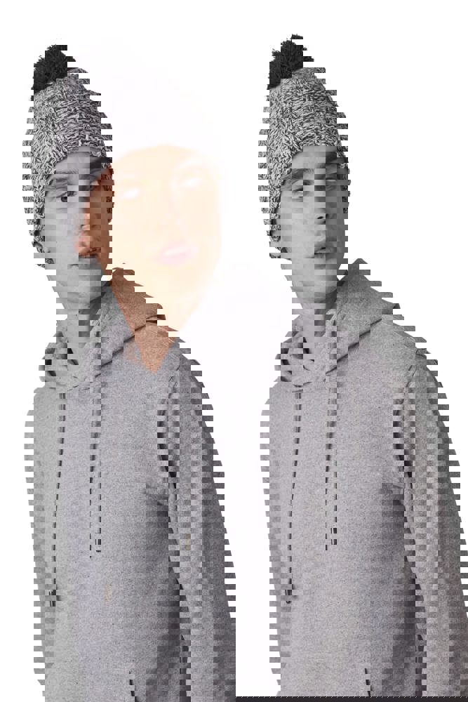 KP519 - Bommelmütze mit Umschlag.