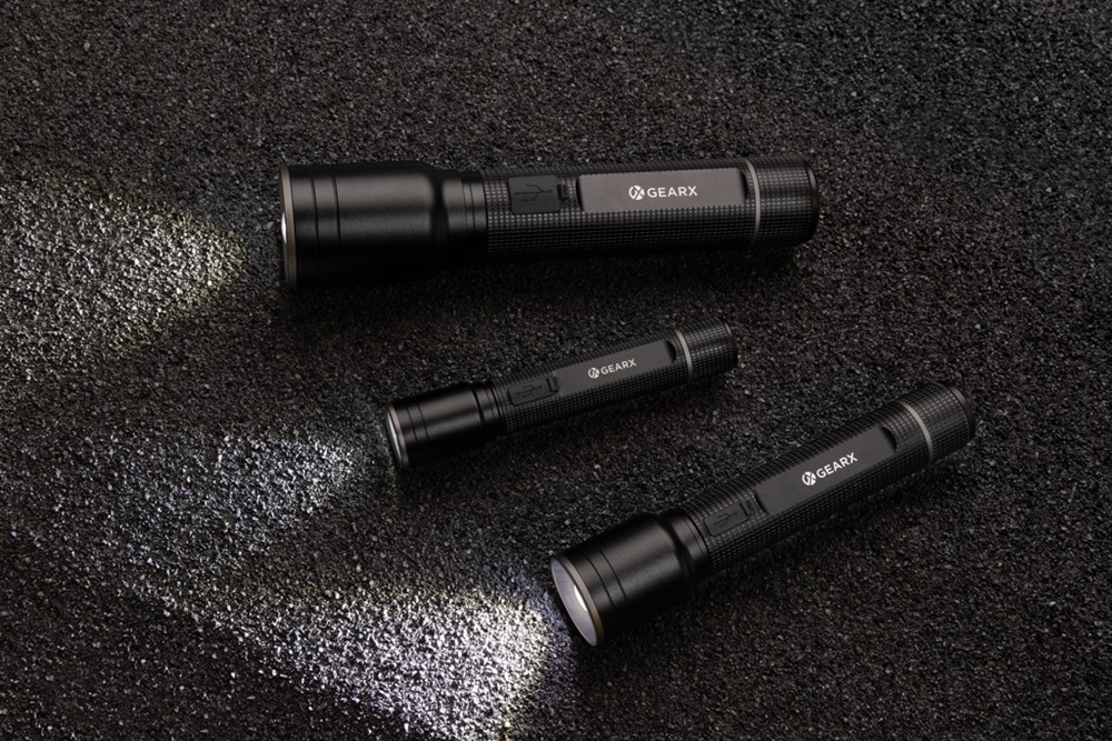 Heavy-Duty USB-Taschenlampe aus RCS recyceltem Aluminium Heavy-Duty USB-Taschenlampe aus RCS recyceltem Aluminium