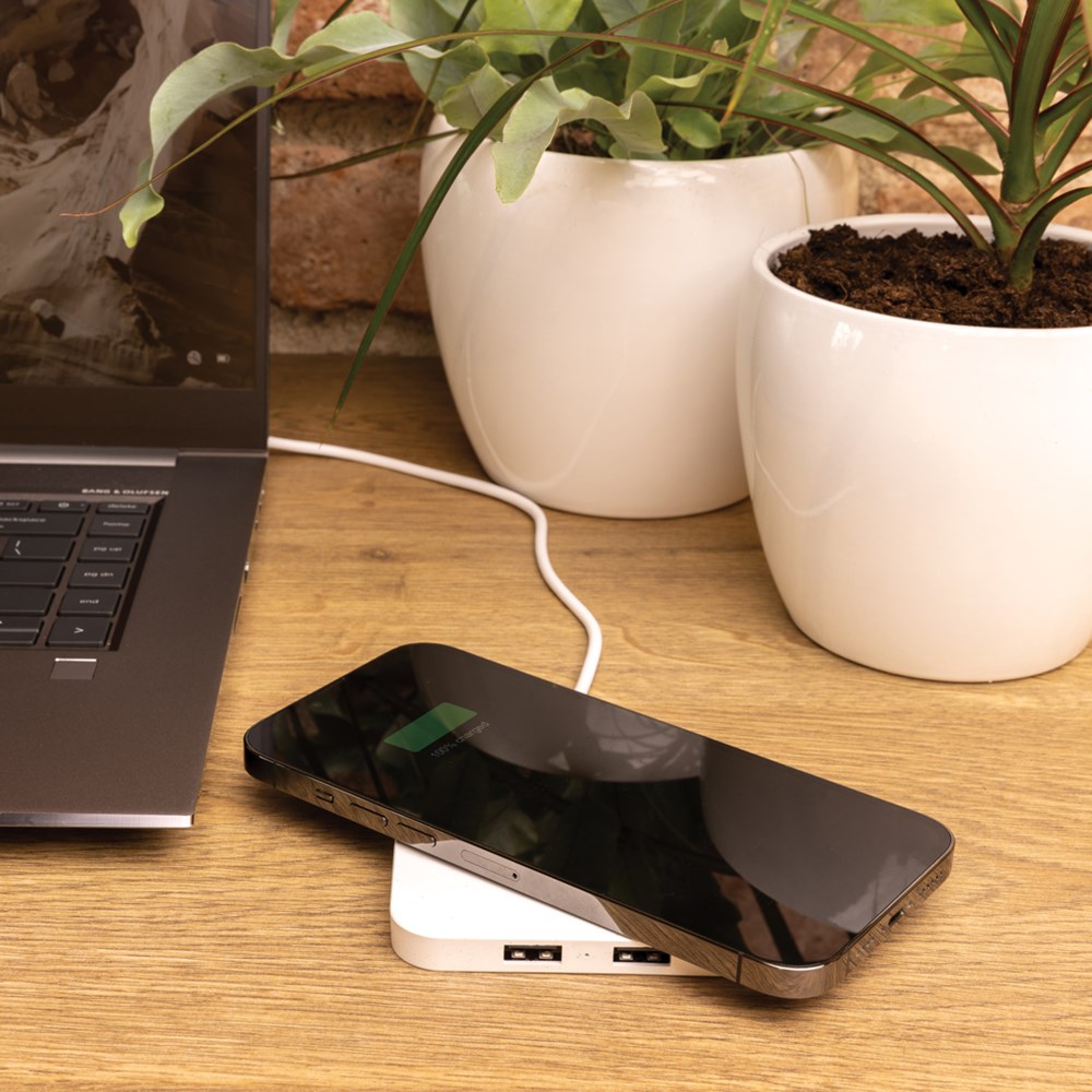 10W Wireless Charger aus RSC recycl. Kunststoff mit Dual-USB 10W Wireless Charger aus RSC recycl. Kunststoff mit Dual-USB