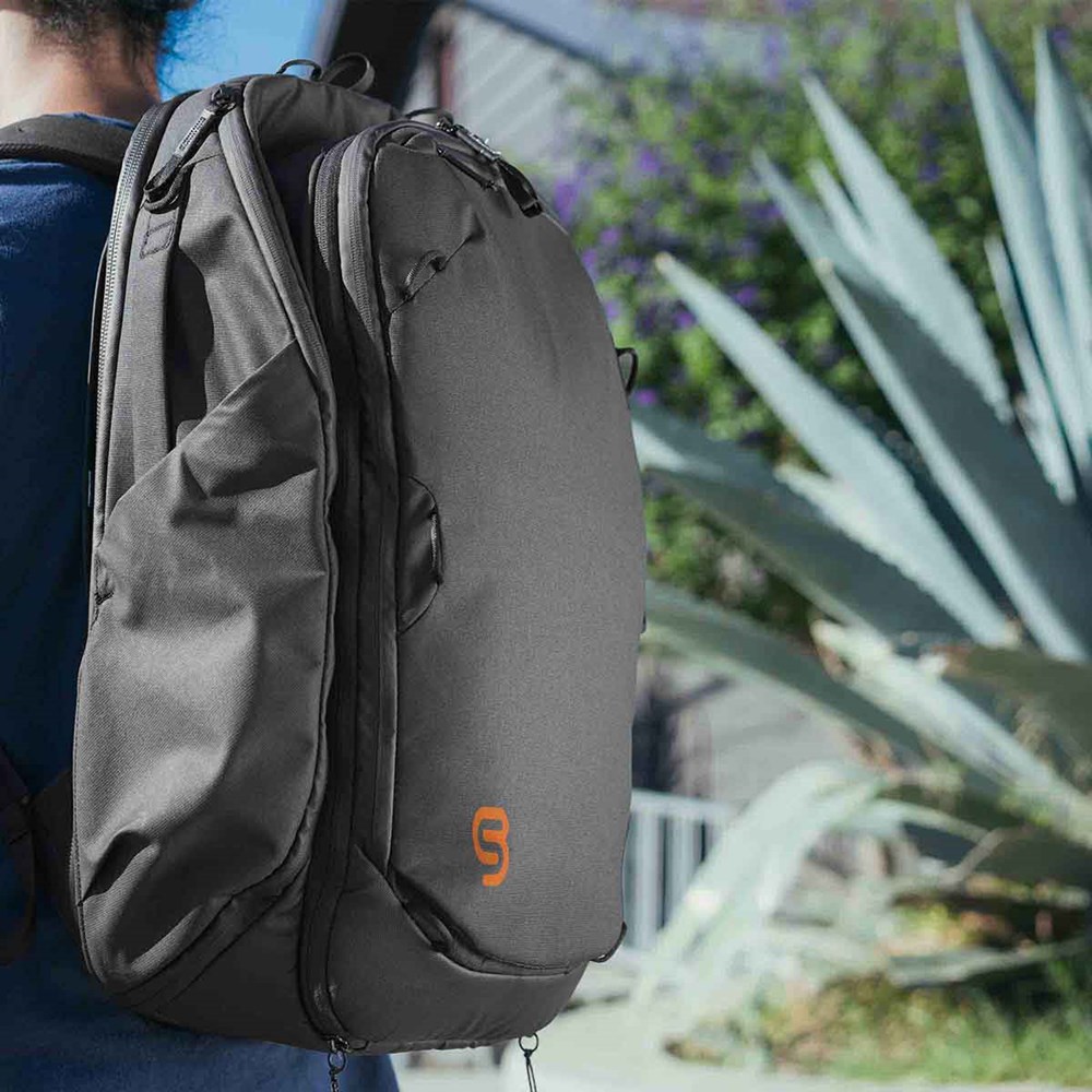 Peak Design Travel Backpack 45L Black Peak Design Travel Backpack 45L Black